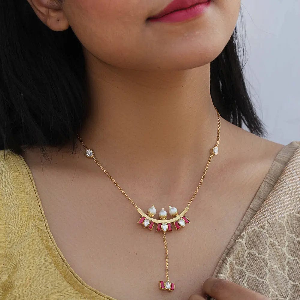 Buy DIVINE LOTUS WHITE PEARL NECKLACE Online Unniyarcha – Unniyarcha