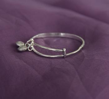 Silver 92.5 Kada/Bangle For Kids (Pair) - By Unniyarcha - Original Manufacturers of Silver Jewelry, Gold Plated Jewellery, Fashion Jewellery and Personalized Soul Bands and Personalized Jewelry