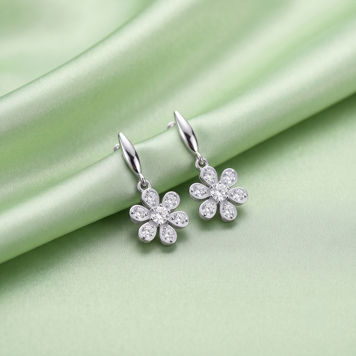 Unniyarcha 925 Pure Silver White Flower stud Earrings