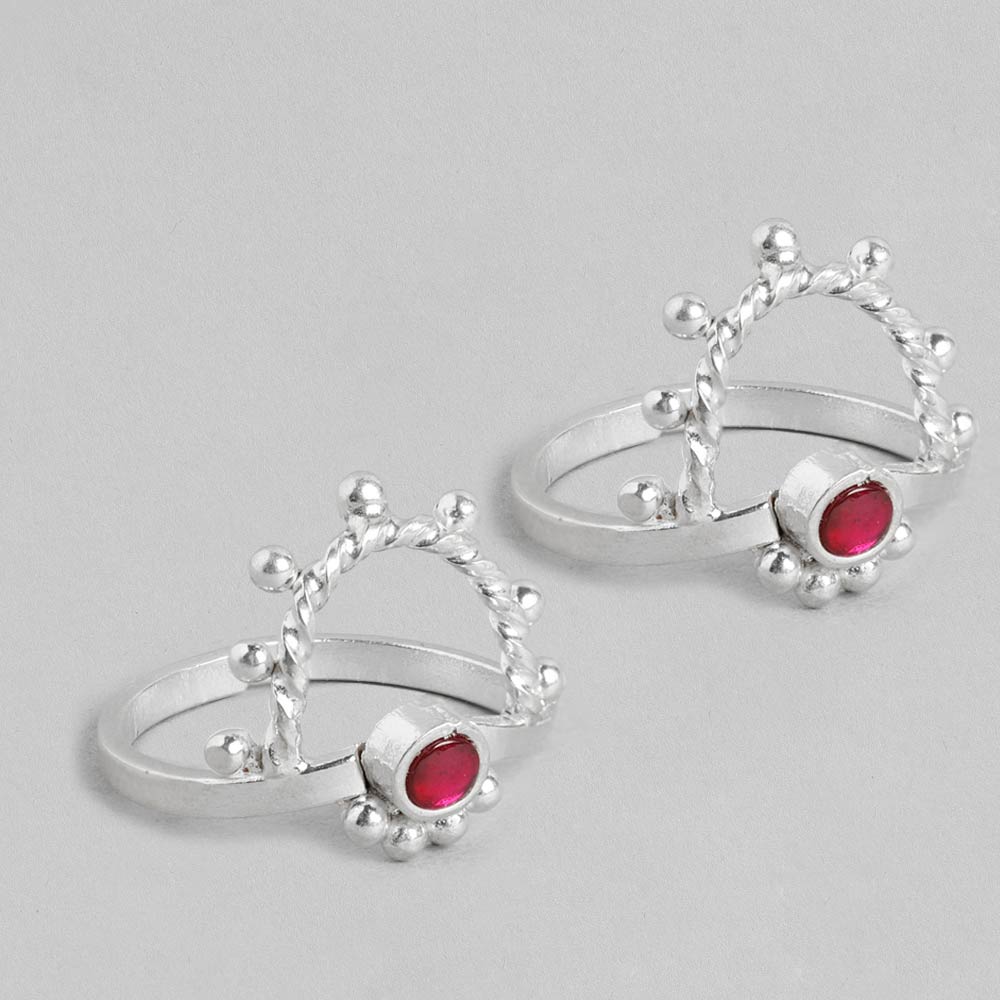 Venki Style Silver Toe Ring With Red Stones