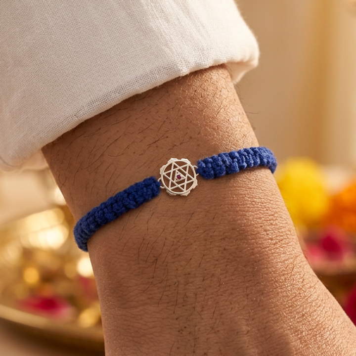 Unniyarcha 925 Pure Silver Shiv yantra bracelet