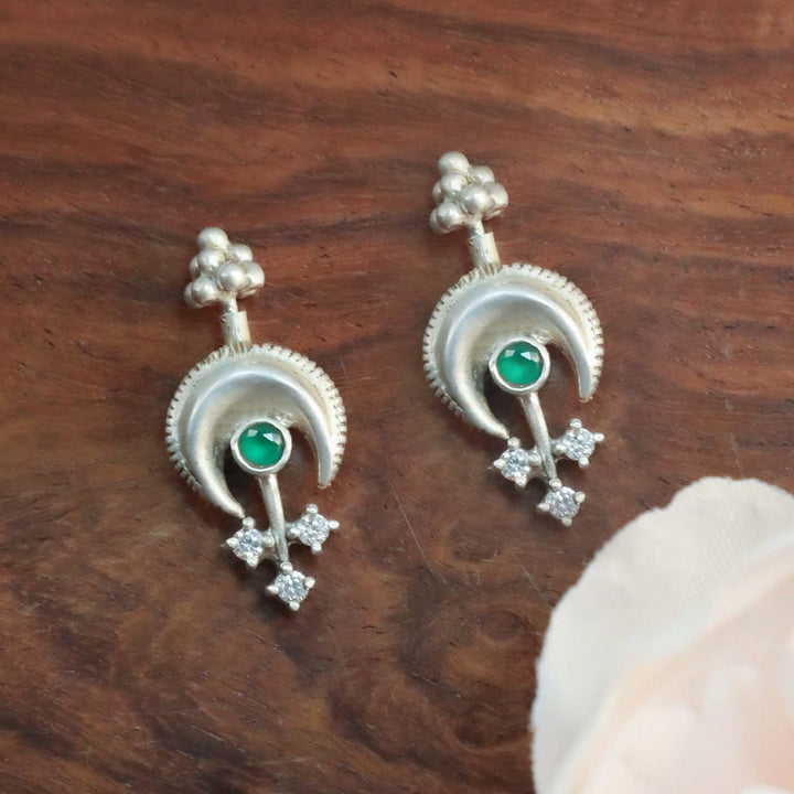 925 Sterling Silver Green Moon Bugadi (Pierced)