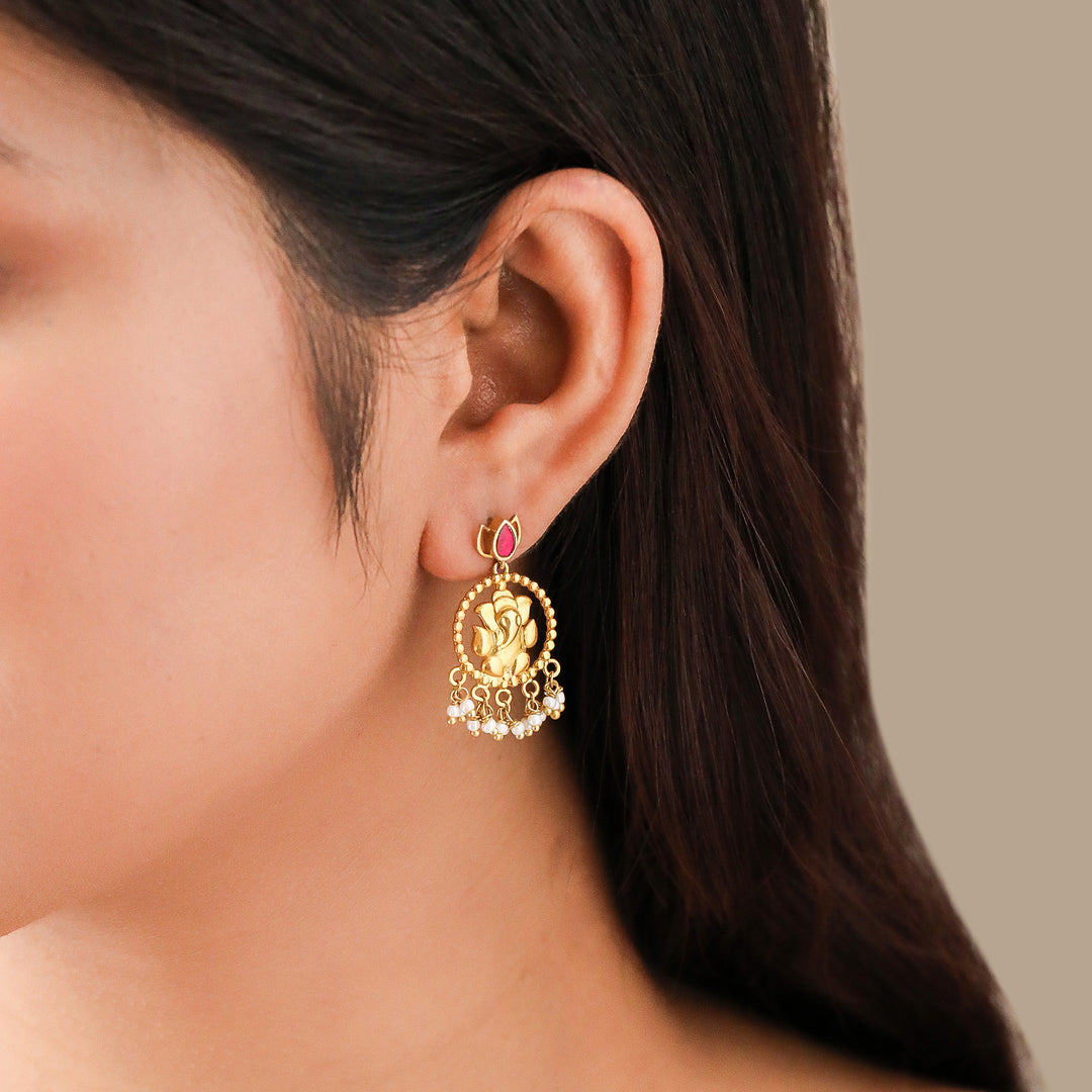 Silver 925 Shree Ganesh Pearl Drop Earrings