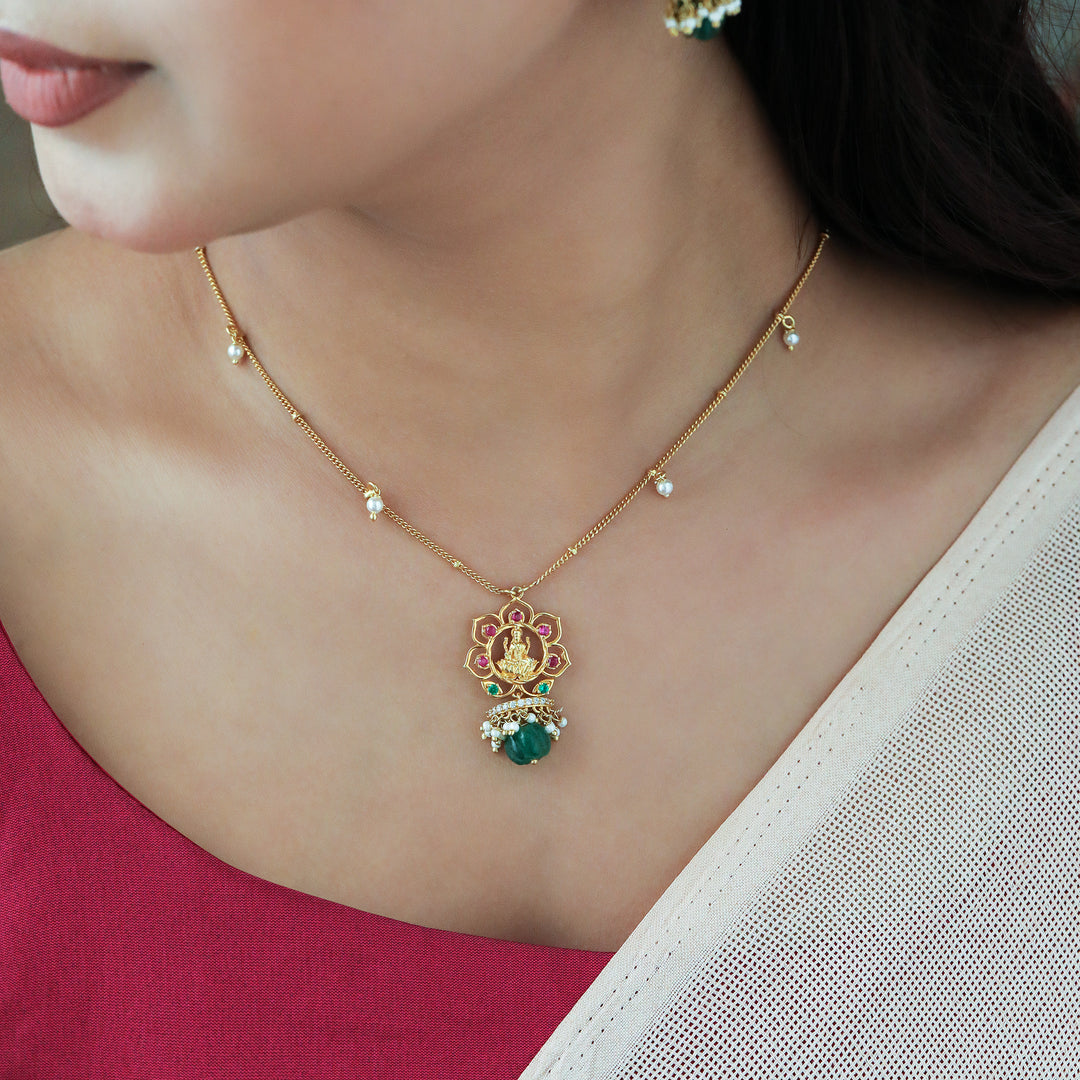 Silver 925 Dhan Lakshmi Lotus Green Drop Pendant Necklace