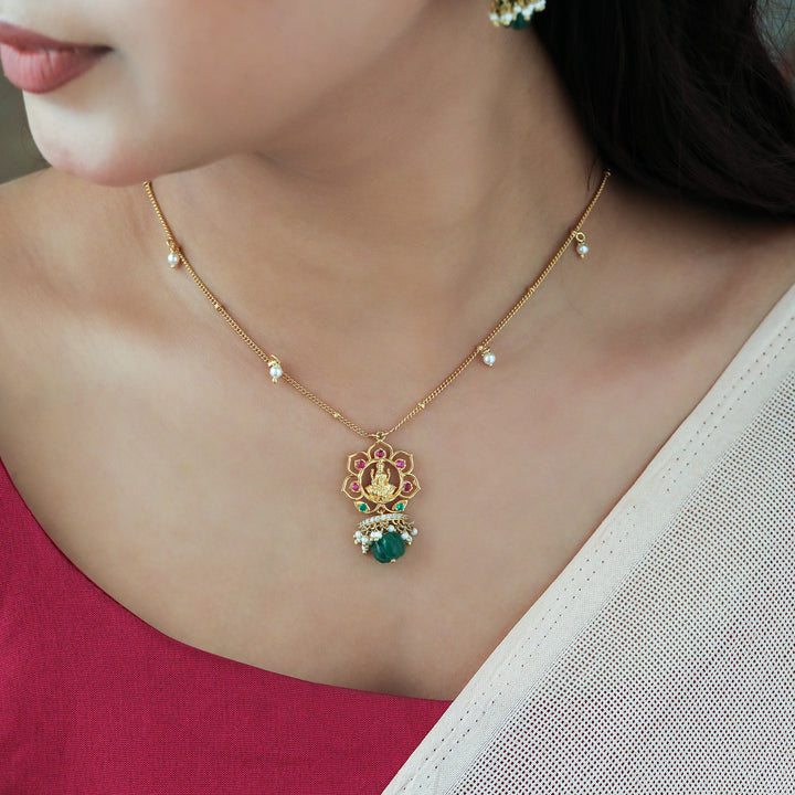 Silver 925 Dhan Lakshmi Lotus Green Drop Pendant Necklace