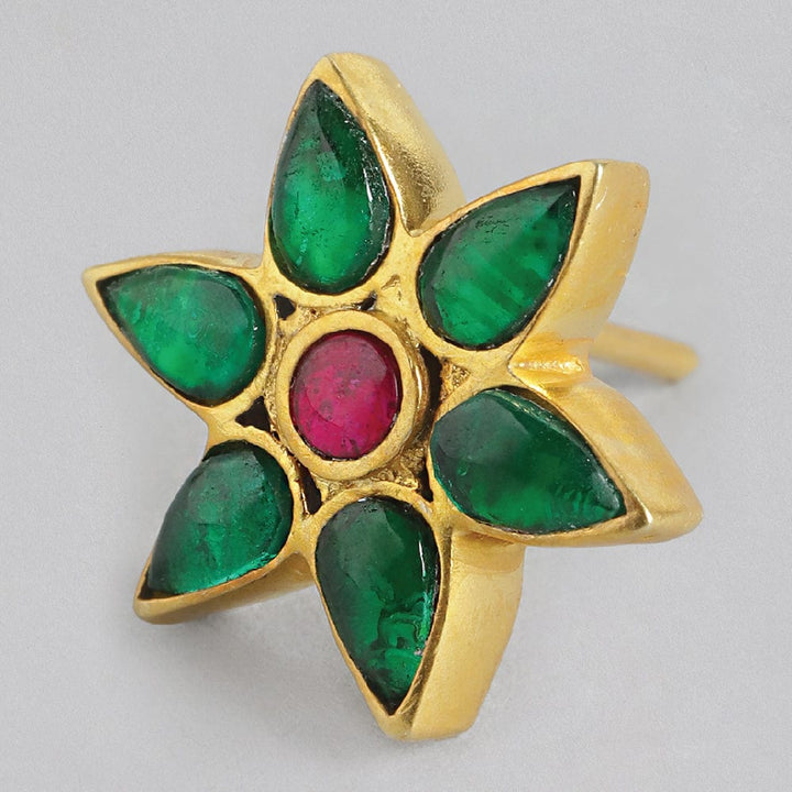 92.5 Silver Green Kundan Flower Stud Earrings