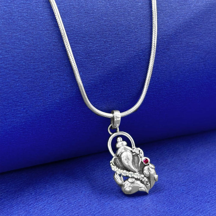 92.5 Sterling Silver Divine Ganpati Pendant and Chain