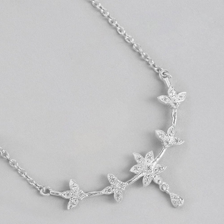 Silver star power necklace