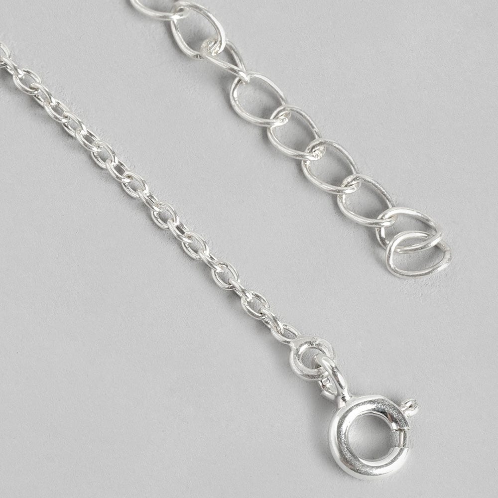 Silver Queen Necklace