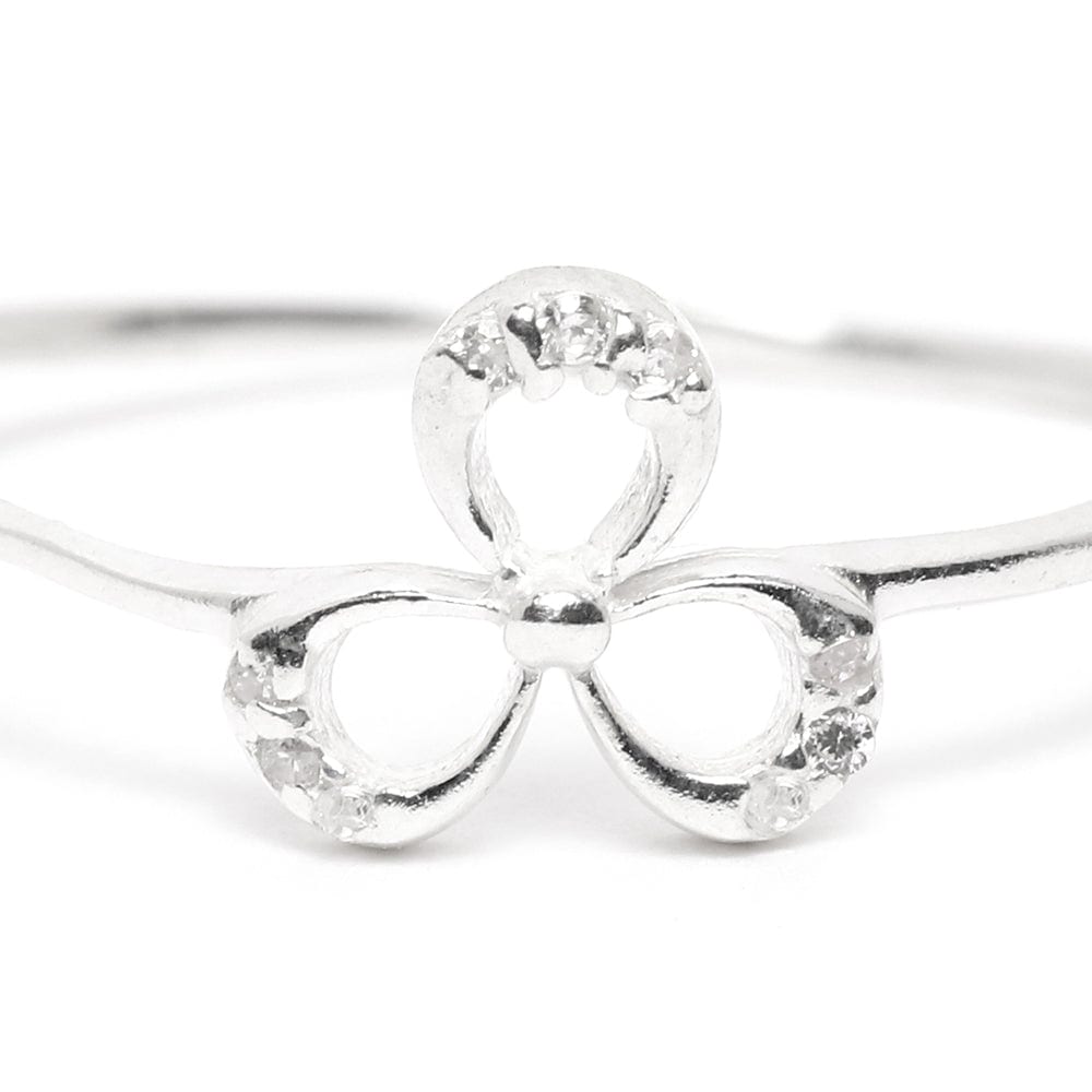 Elegant Silver Zircon Ring