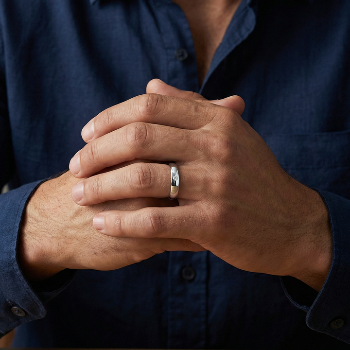 Unniyarcha 925 Pure Silver Minimal Solitaire Band Ring