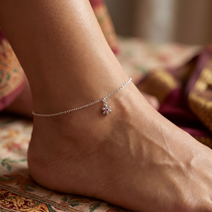 Unniyarcha 925 Pure Silver Floral Anklet
