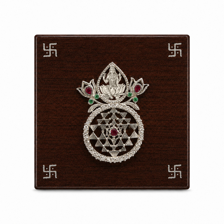 Silver 925 Varalakshmi Kalasham Keepsake with Shree Yantra