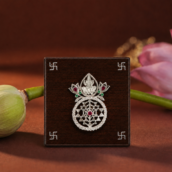 Silver 925 Varalakshmi Kalasham Keepsake with Shree Yantra
