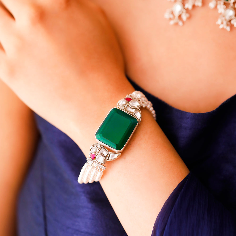 Buy Bracelete Online from Unniyarcha