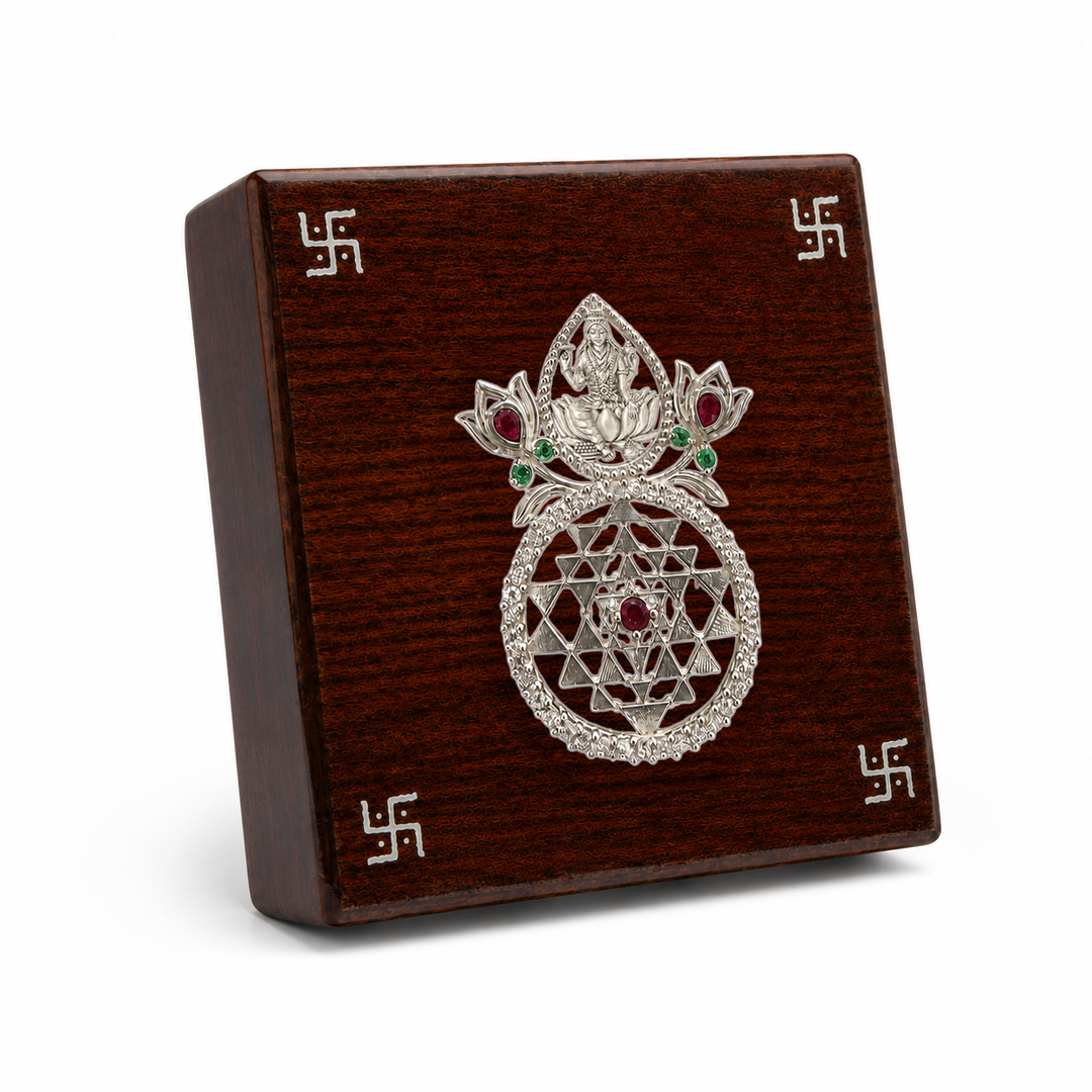Silver 925 Varalakshmi Kalasham Keepsake with Shree Yantra