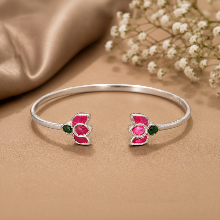 Silver Lotus Kundan Bangle