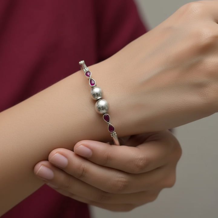 Silver Minimalist Bangle