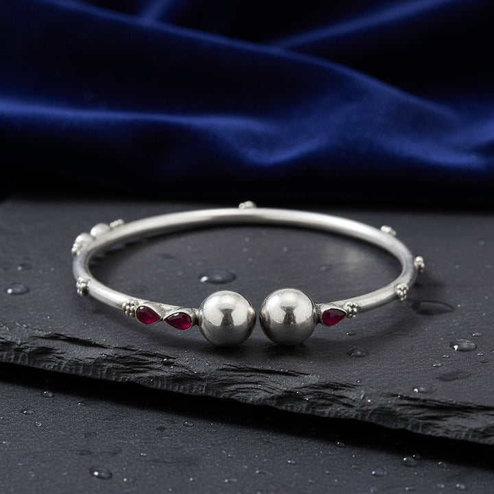 Silver Minimalist Bangle