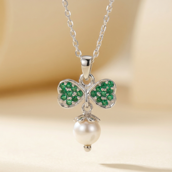 Silver Emerald Bow Pearl Necklace