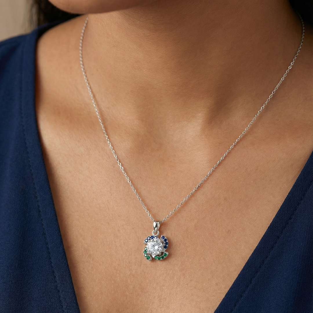 Silver 925 Crystal Crest Necklace