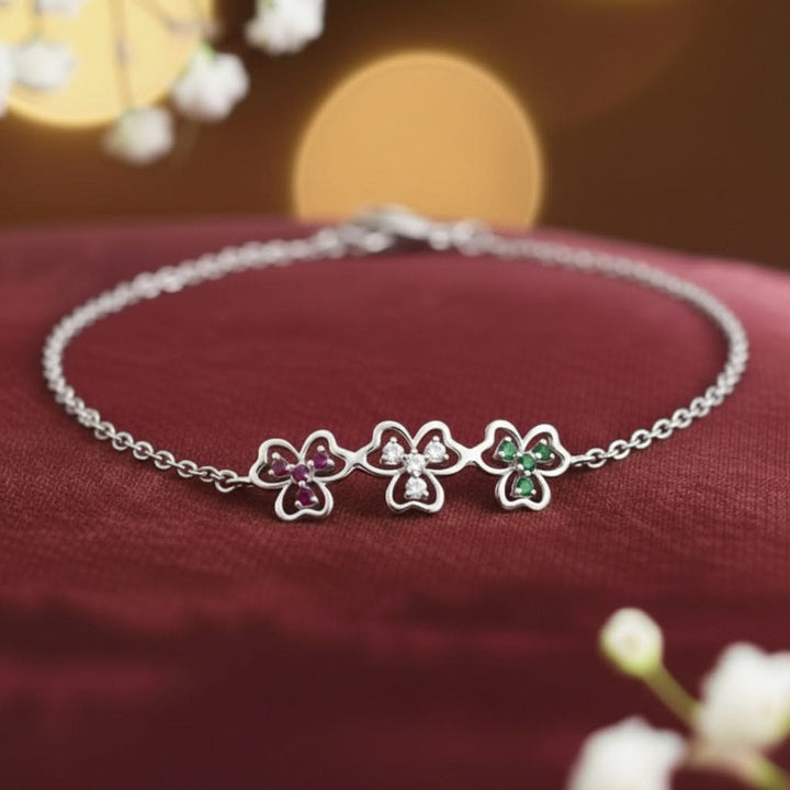 Silver lucky flower Bracelet