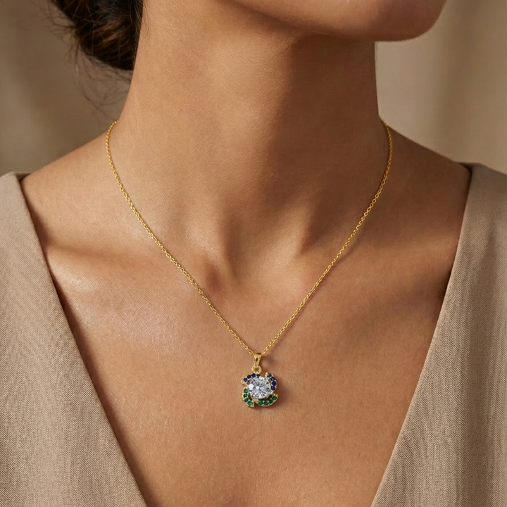 Silver 925 Crystal Crest Necklace