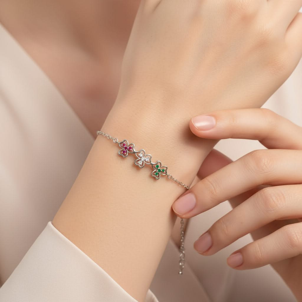 Silver lucky flower Bracelet