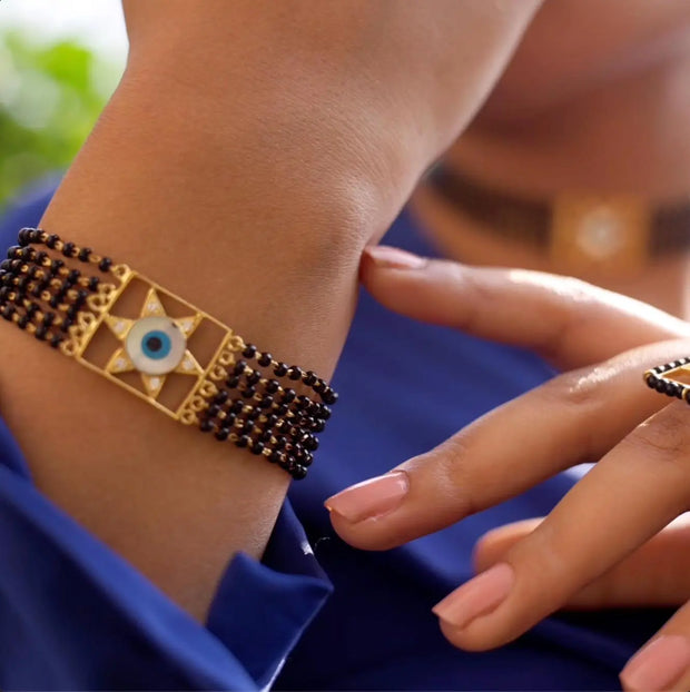Shop Kamya Evil Eye Diamond Mangalsutra Bracelet. Online | CaratLane US