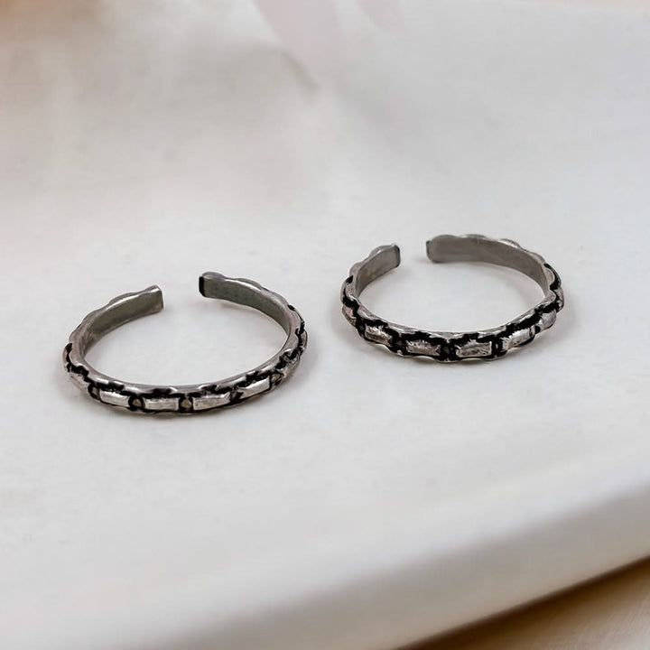 Silver Elegance Toe Rings