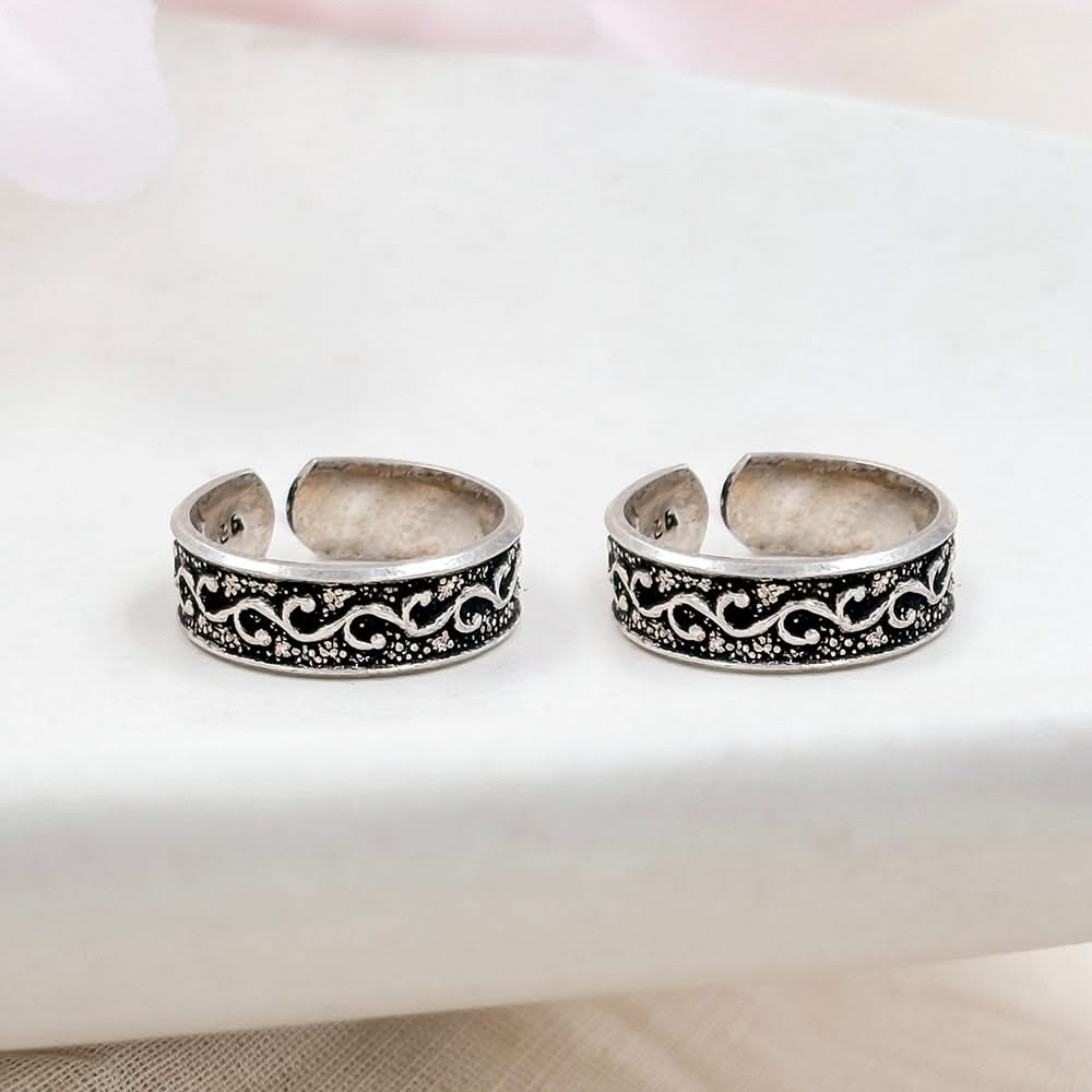 Silver Floral Charm Toe Rings