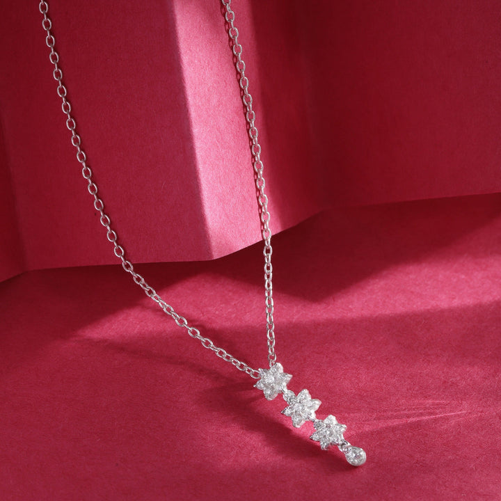 Silver Star Sparkle Necklace