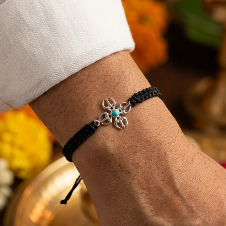 Unniyarcha 925 Pure Silver Trishul Bracelet