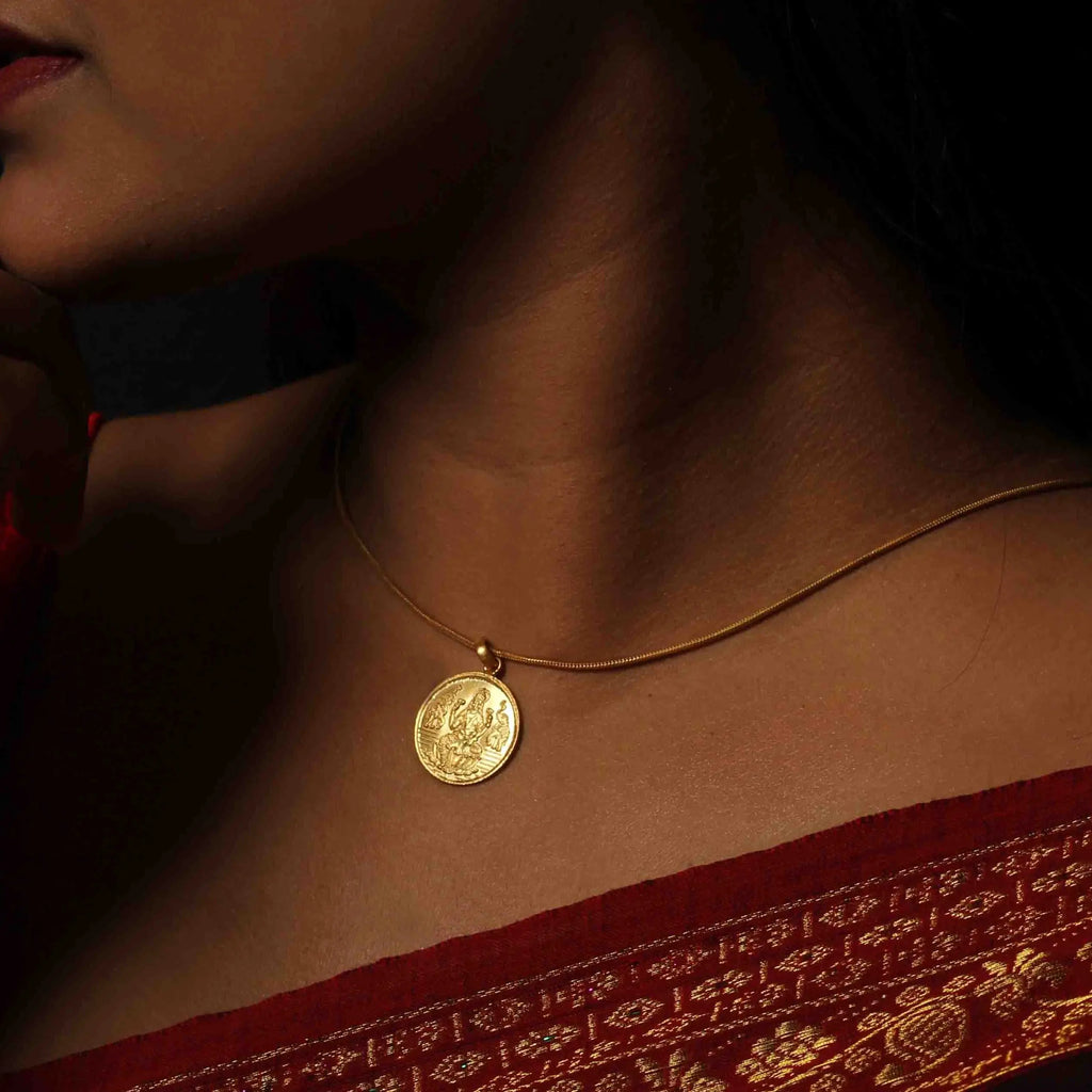 Pinapes New Coin Necklace Fashion Gold Pendant Gold-plated Plated Brass  Necklace Price in India - Buy Pinapes New Coin Necklace Fashion Gold Pendant  Gold-plated Plated Brass Necklace Online at Best Prices in