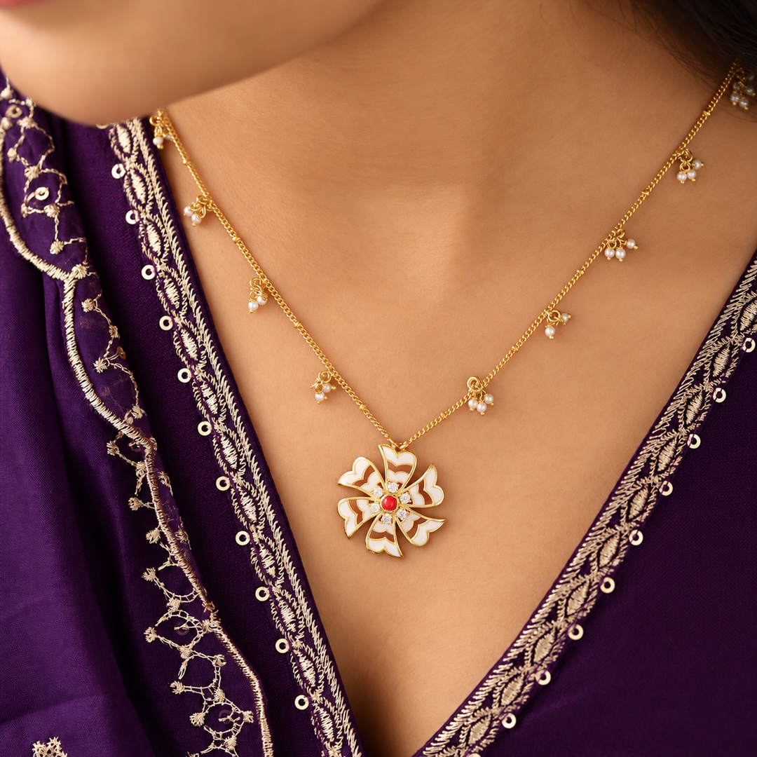925 Silver White Enamel Shiuli Flower Necklace