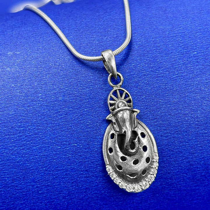 Silver Ganeshaji Pendant and Chain