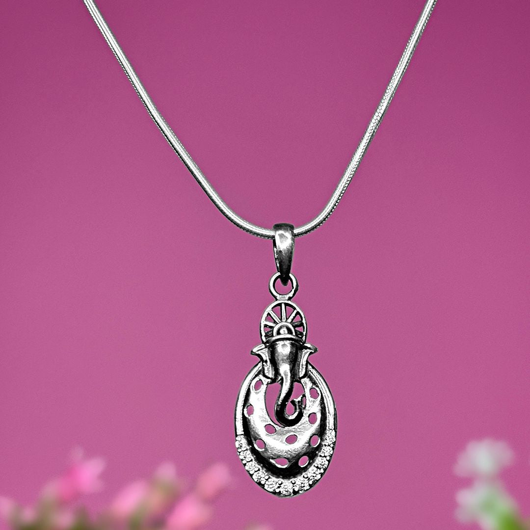 Silver Ganeshaji Pendant and Chain