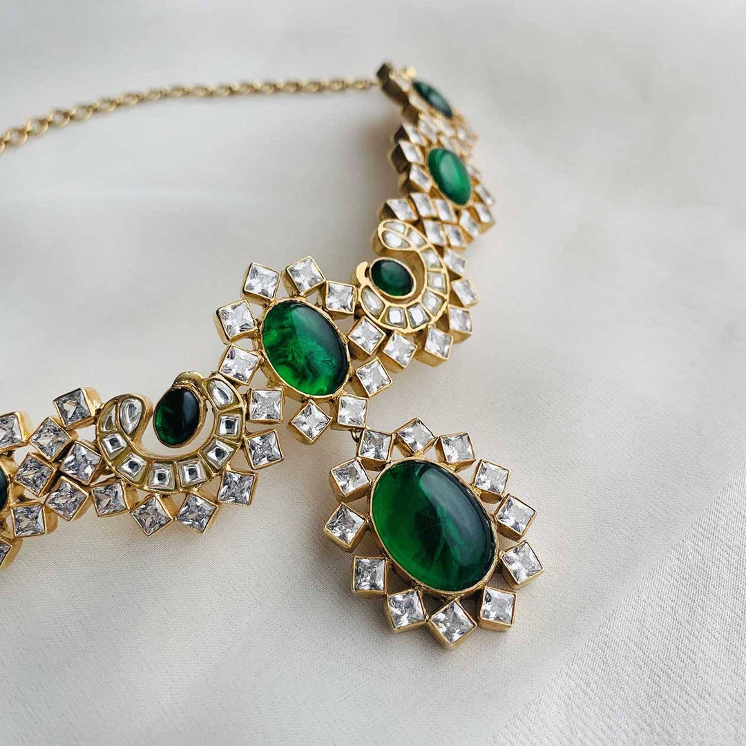 SILVER GOLD PLATED GREEN STONE CHOKER Necklaces - By Unniyarcha - Original Manufacturers of Silver Jewelry, Gold Plated Jewellery, Fashion Jewellery and Personalized Soul Bands and Personalized Jewelry